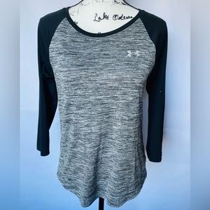 Under Armour Heather Grey 3/4 Sleeve Athletic shirt